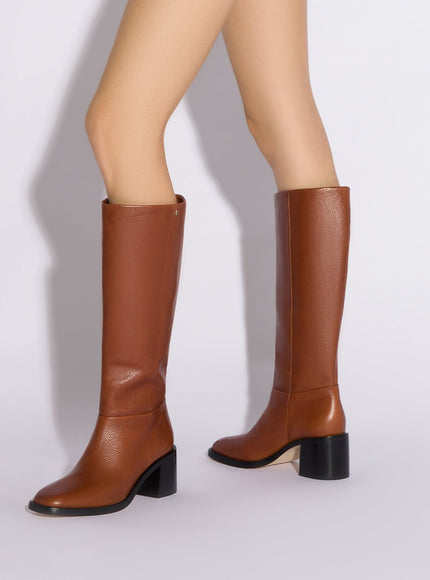 Larroude Ricky Boot In Mocca Leather