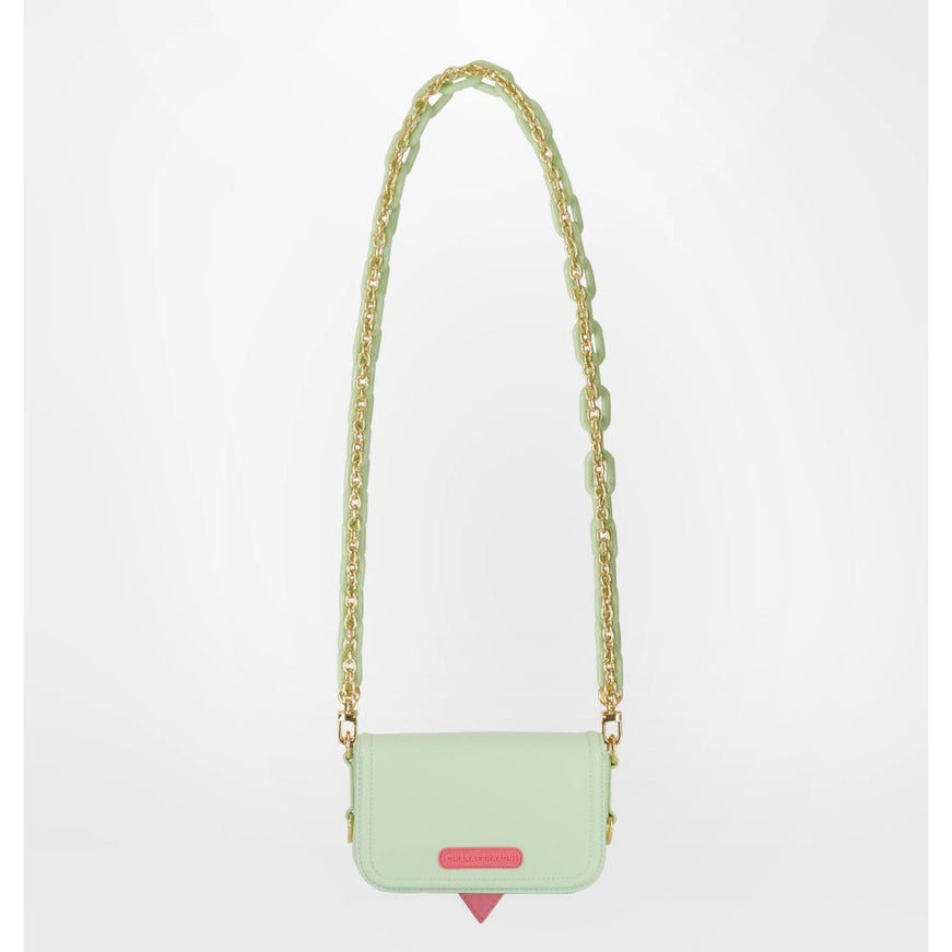 a handbag with a chain around it