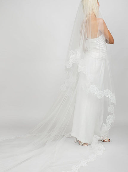 Queenly Two-Tier Cathedral Floral Lace Veil