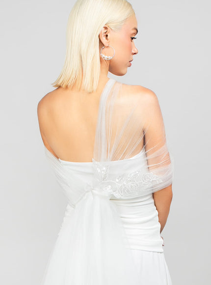 Regal Tulle Wrap