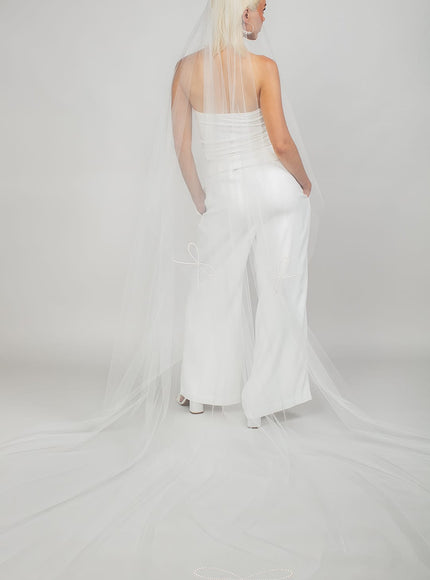 Reign Pearl Bow Cathedral Veil