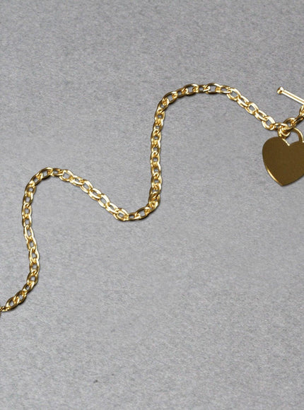 Toggle Bracelet with Heart Charm in 14k Yellow Gold - Ellie Belle