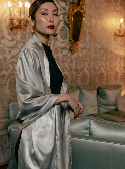 Elizabetta Fortuna Silk Shawl - Silver Pearl